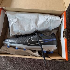Nike Legend 10 Academy Firm Ground FG